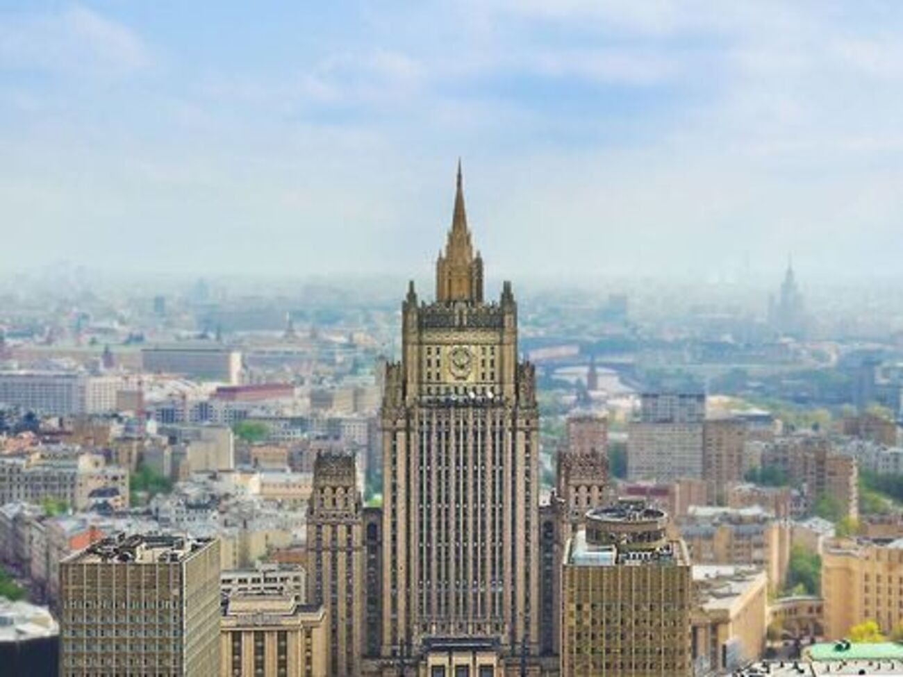 Посла Молдовы в Москве вызвали в МИД РФ