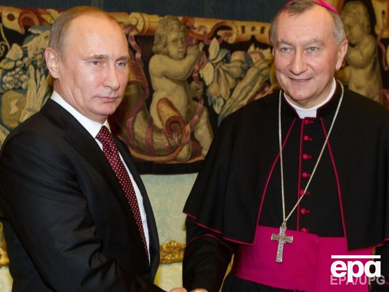 Коментуючи зустріч із Путіним, кардинал Паролін зазначив, що на ній порушили особливі теми