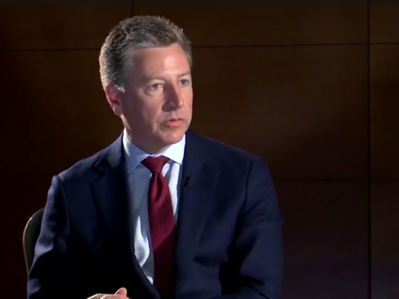 Волкер: У Києві зараз мають обговорювати те, як жити людям на сході України