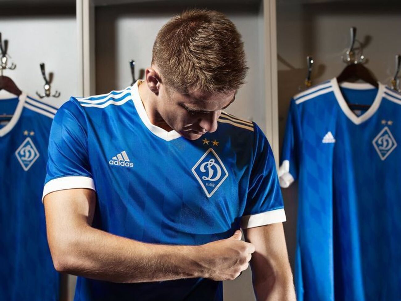 В "Динамо" заявили, что не против матча в Мариуполе