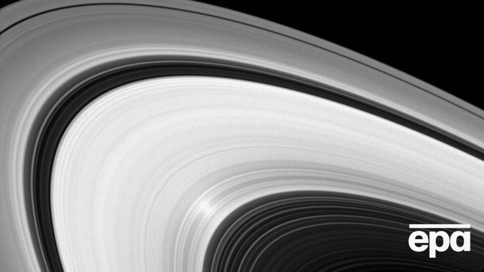 Cassini сфотографував унікальну перспективу кілець Сатурна