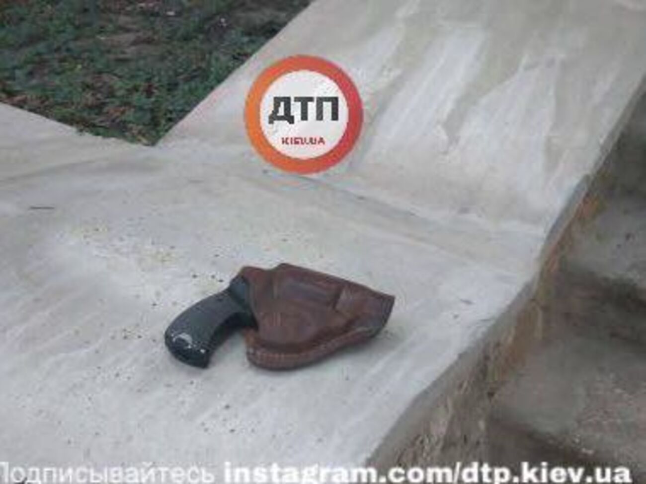 У Києві чоловік стріляв із револьвера