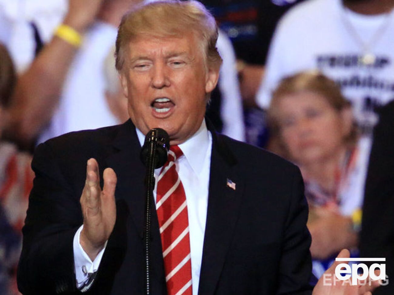 Адміністрація Трампа має намір припинити видавання віз типу J-1