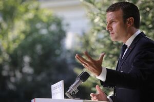 Еммануелем Макроном "категорично незадоволені" 20% французів