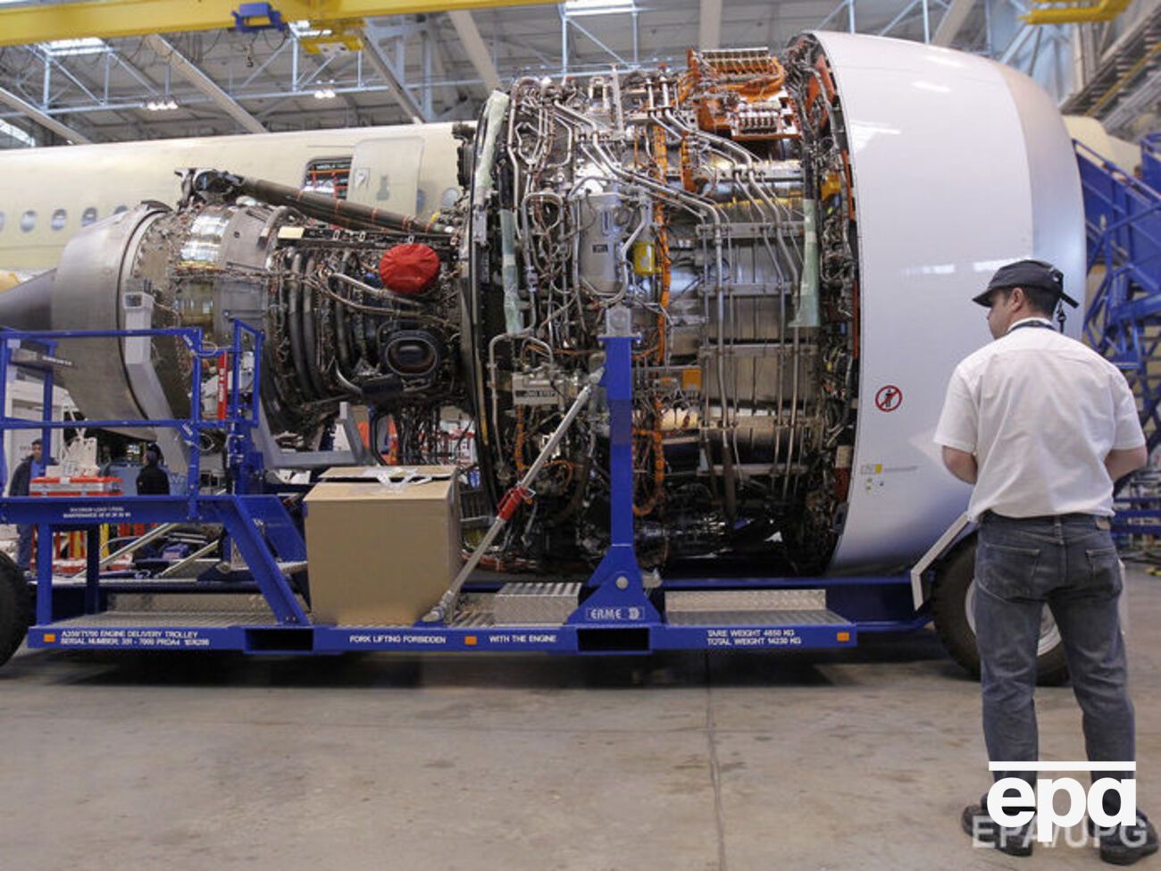 У разі "титанової війни" Boeing і Airbus можуть відмовитися обслуговувати літаки в Росії