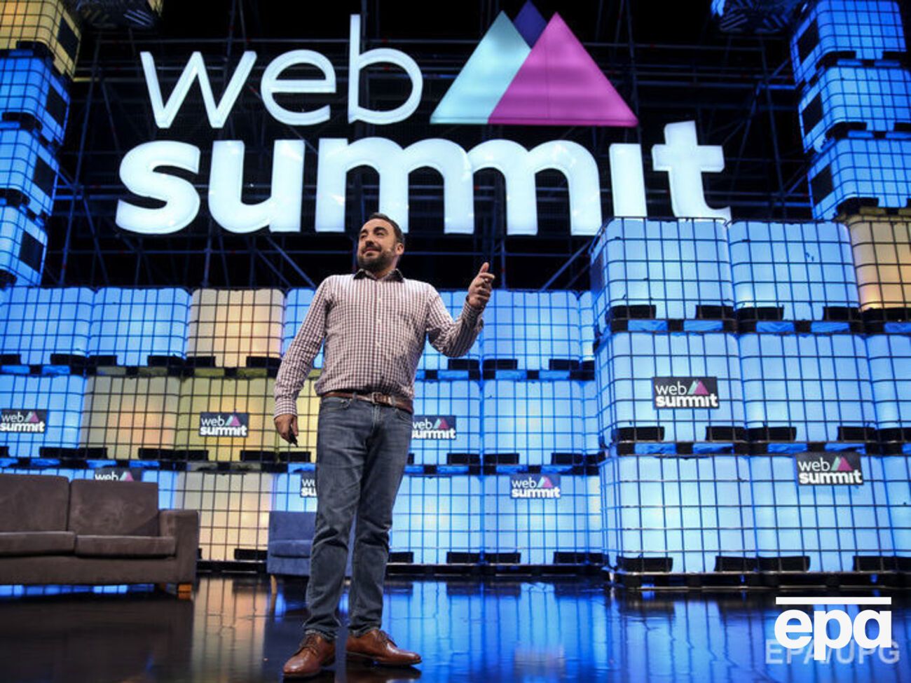 По словам Стамоса, иногда сотрудники&nbsp;Facebook по ошибке удаляют контент, который не нарушает правил соцсети