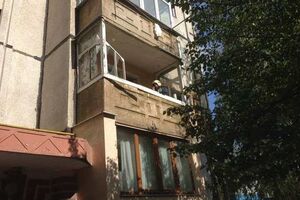 Вибуховою хвилею вибило вікна на кухні та на балконі