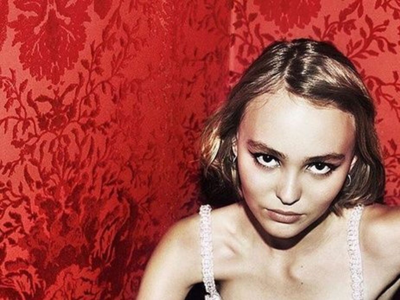 Лили Роуз-Депп позировала без одежды