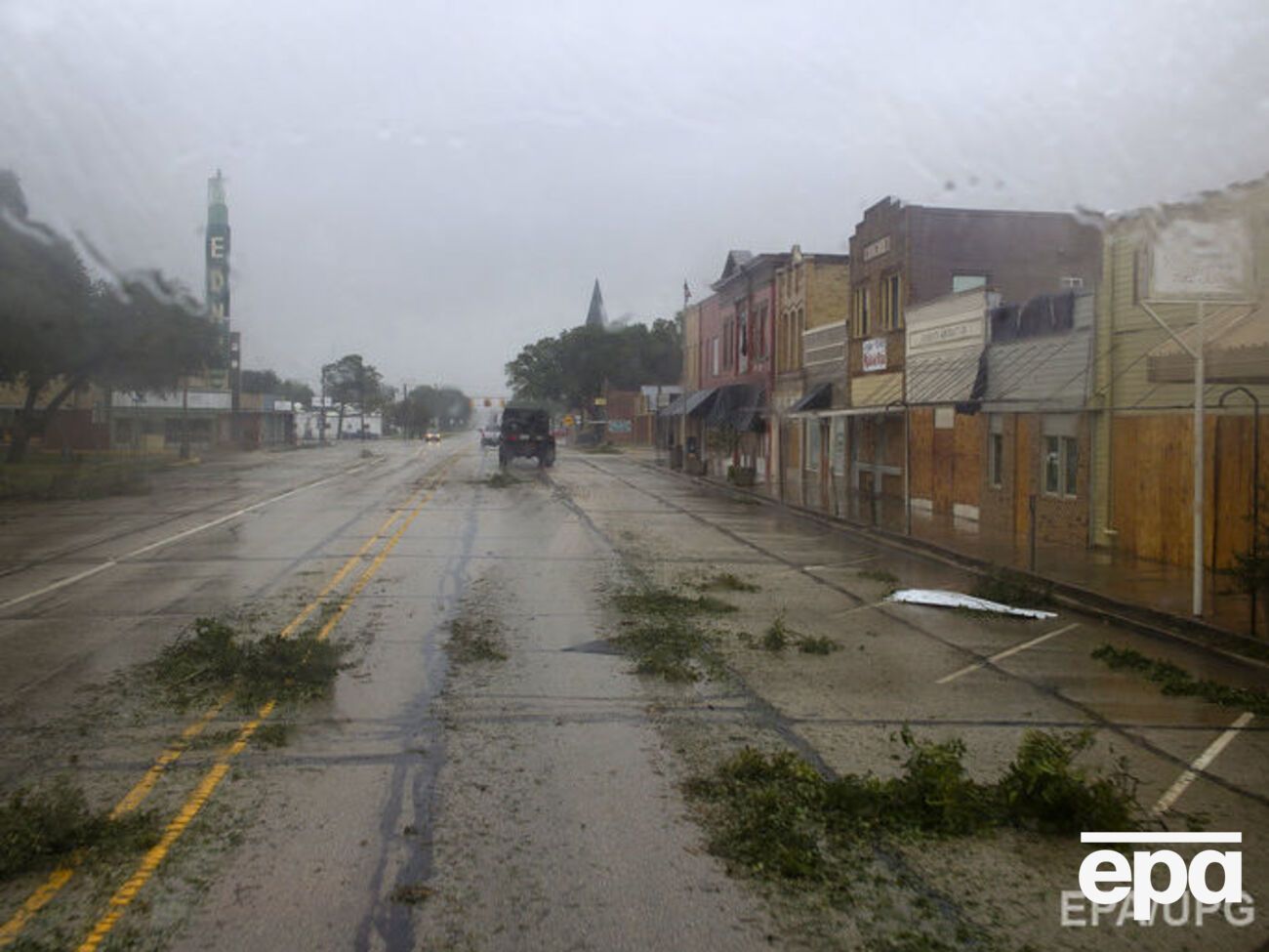 В Техасе борются с наводнениями, вызванными ураганом "Харви"