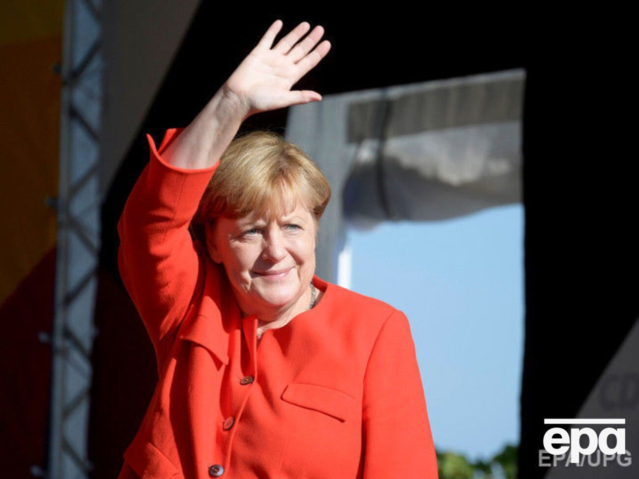 Меркель заявила, что снятие санкций с РФ выгодно Германии