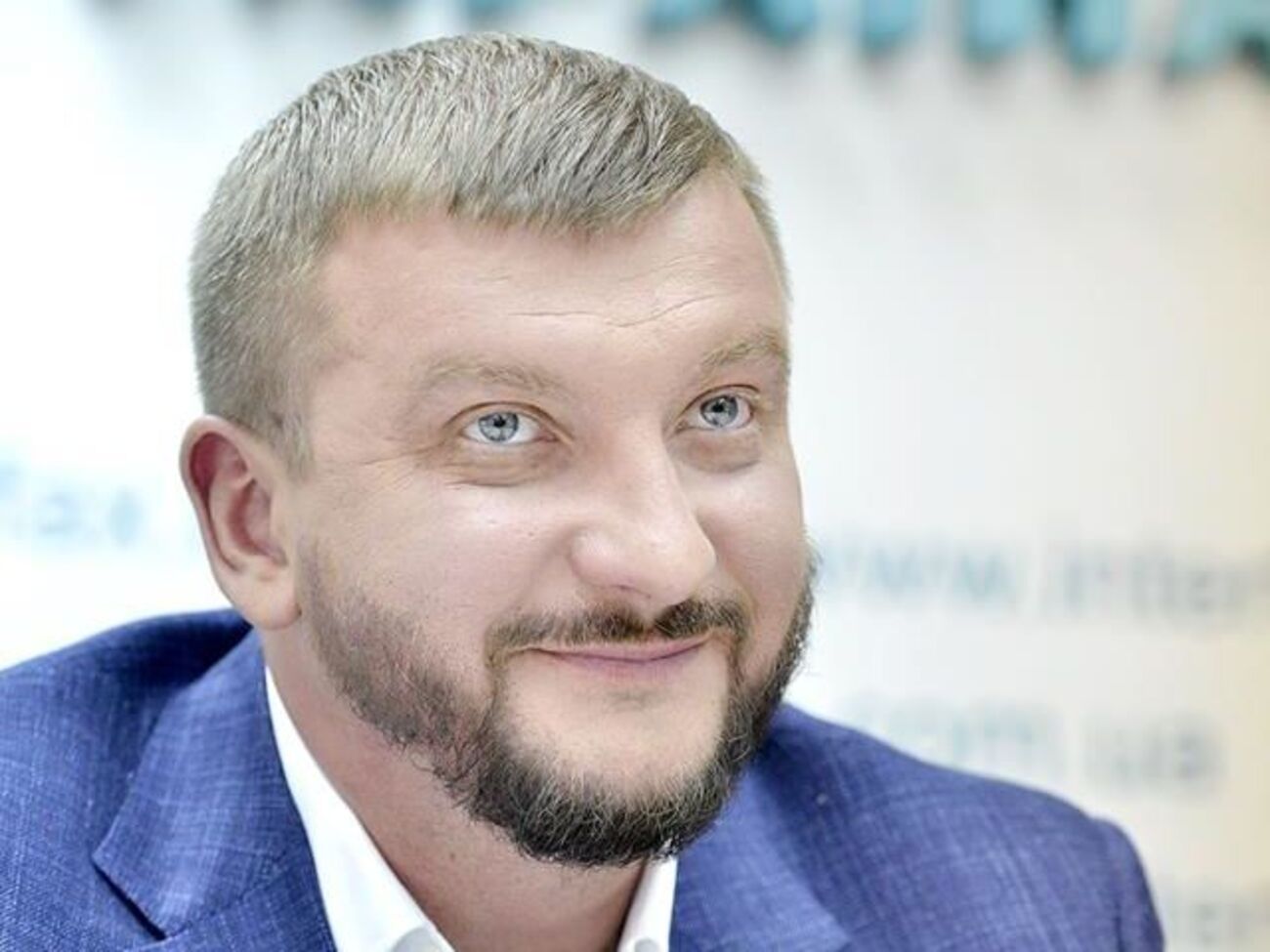 Петренко: Щоб він не бігав, не брав хабарів по закутках