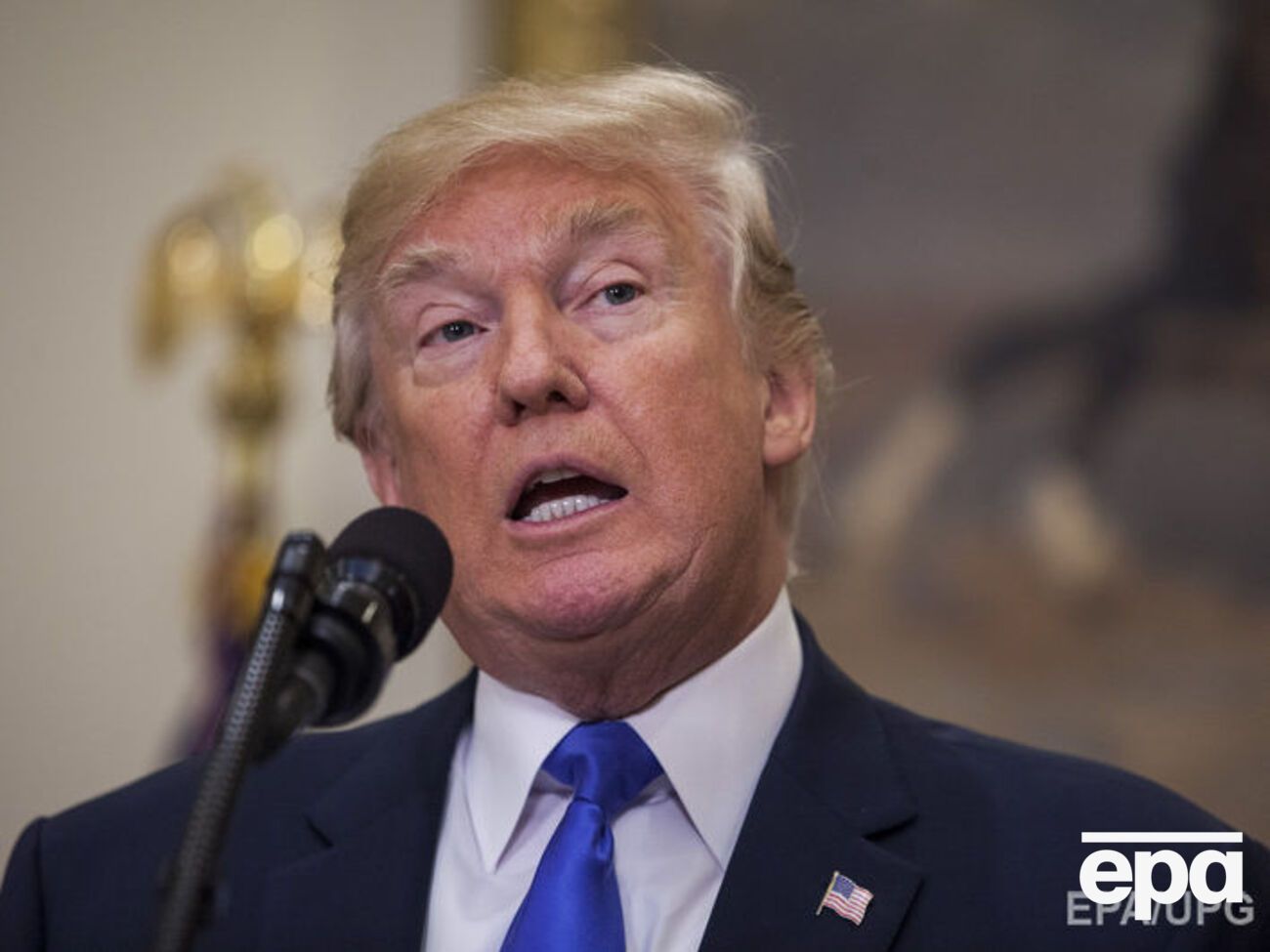 Рейтинг Трампа составляет сейчас 33%