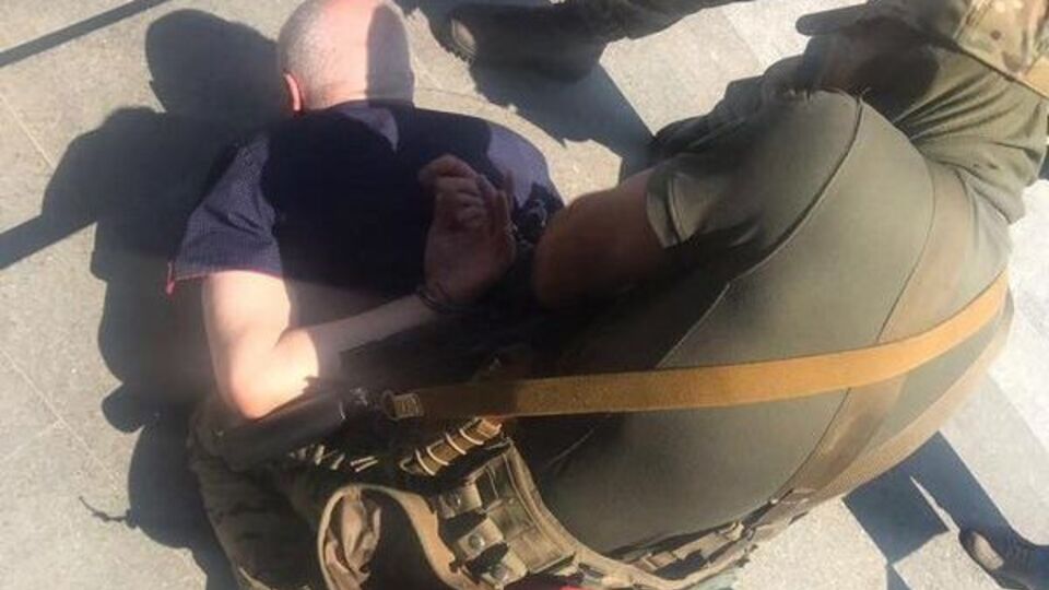 СБУ затримала чиновника під час отримання хабара