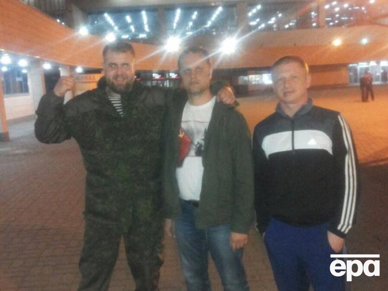 Ударивший журналиста НТВ&nbsp;Александр Орлов,&nbsp;один из главарей боевиков "ДНР" Павел Губарев и&nbsp;террорист Аслан Свиридов