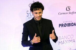 Неймар выступал за "Барселону" с 2013 года, забив 105 голов в 186 матчах