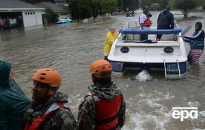 Власти заявили о 30 жертвах стихии