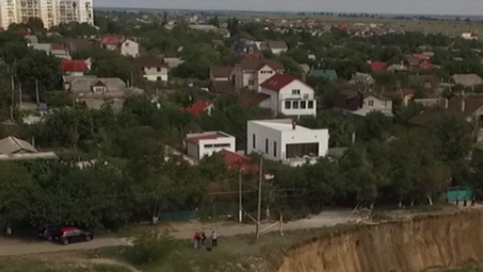 В Одесской области произошел оползень