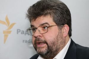 Яременко: Как украинские бойцы должны доверять командованию, если они видят поражения на поле боя, неоправданные жертвы, но не видят, что кто-нибудь понес за это наказание?