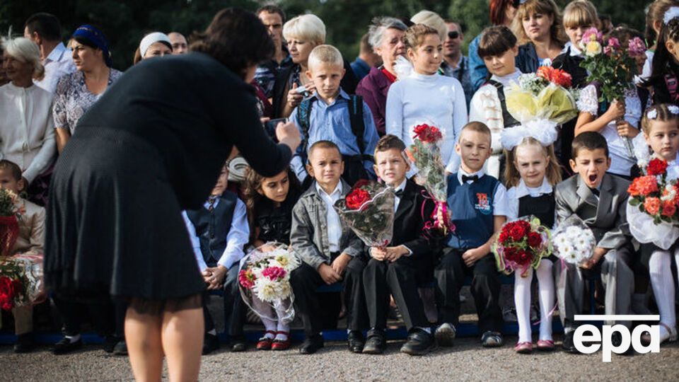 Детей избавят от необходимости выслушивать выступления чиновников