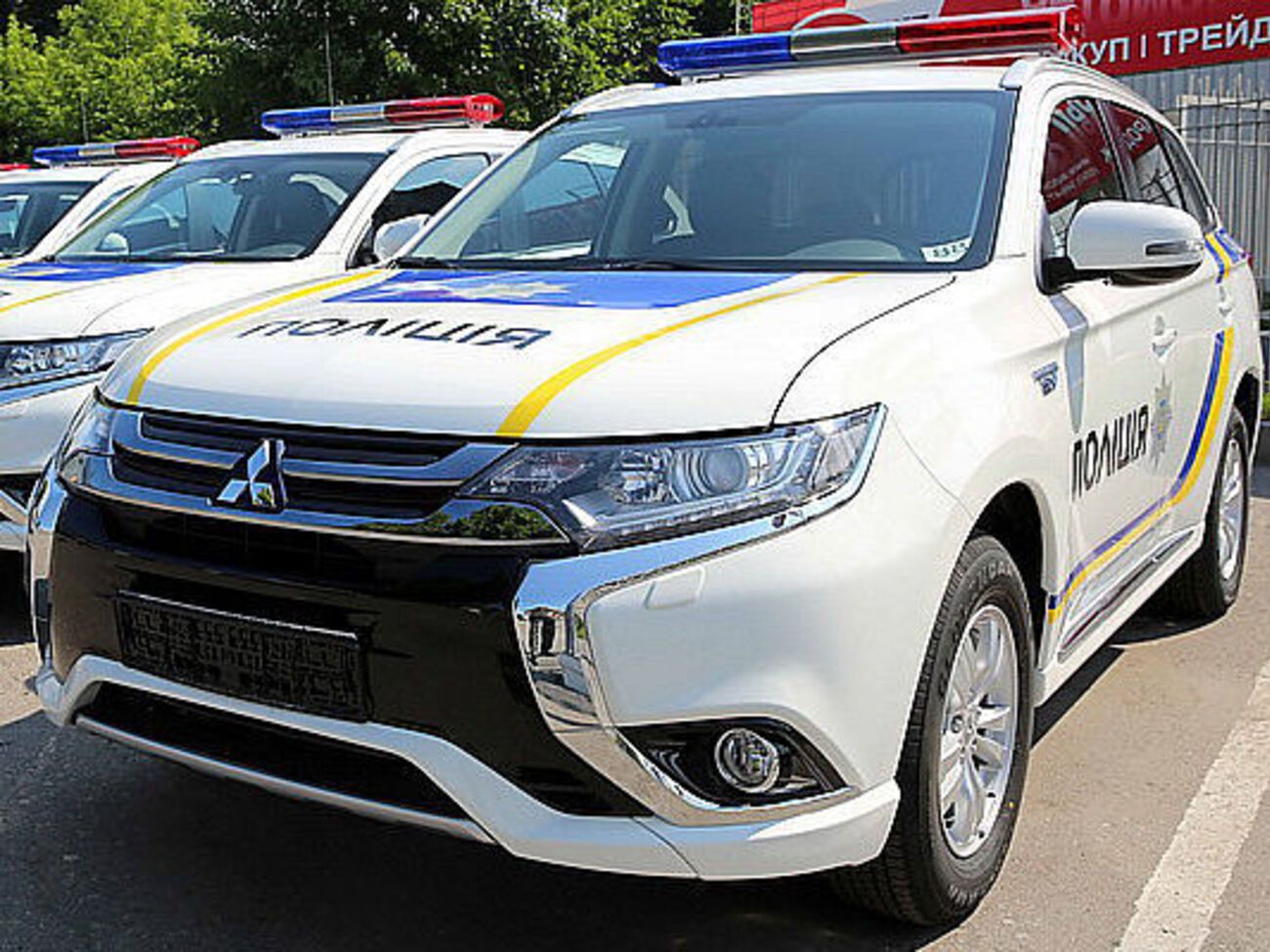 По информации НАБУ, автомобили можно было купить на 30% дешевле