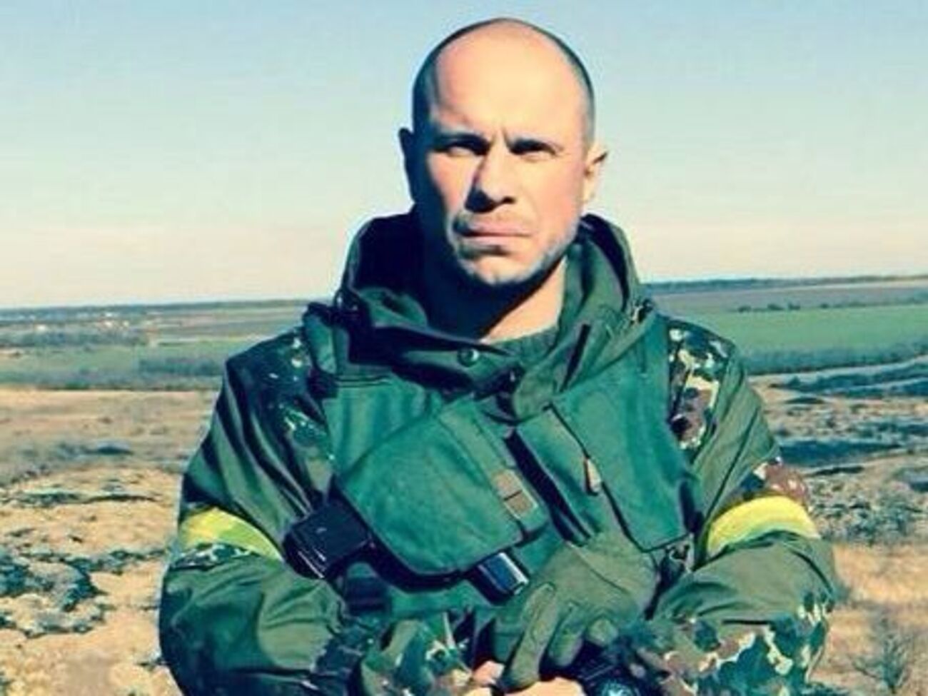 Ілля Кива: Оточення президента вирішило попіаритися на боротьбі з корупцією. Але, бл...дь, не будуть ж вони самі із собою боротися! Тому почали відволікати народ... А ми, як папуаси, ведемося на блискуче намисто!