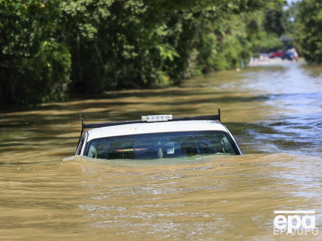Многие населенные пункты в Техасе и Луизиане по-прежнему затоплены