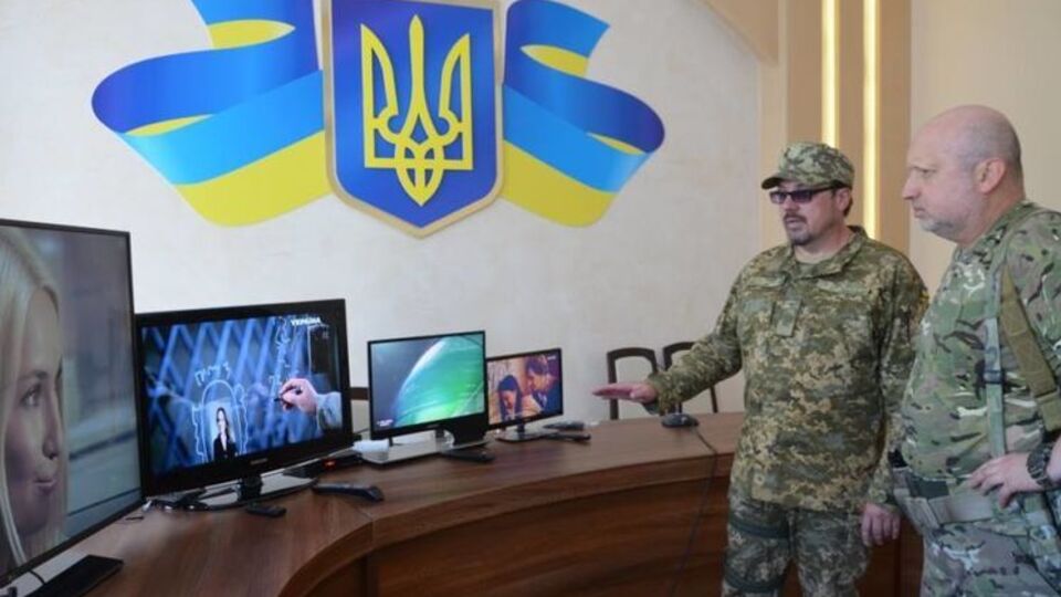 Система позволяет создавать помехи в трансляции до 10 каналов одновременно