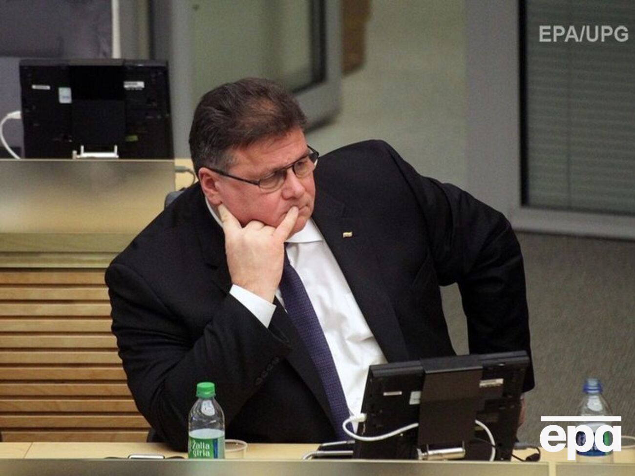 Лінкявічюс уважає ненормальним зображати Вільнюс на паспортах громадян Польщі