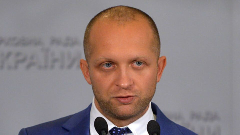 Поляков: Намагаються переключити увагу на браслет. Про бурштин усі забули