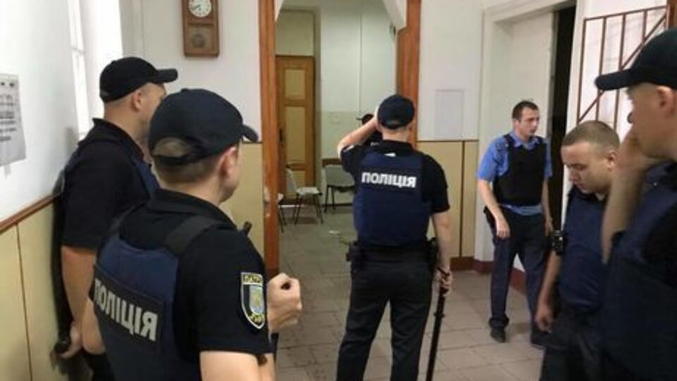 Патрульні штурмували палату львівської психлікарні