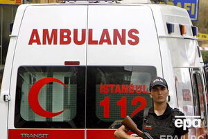 На месте аварии в Турции работают бригады скорой помощи