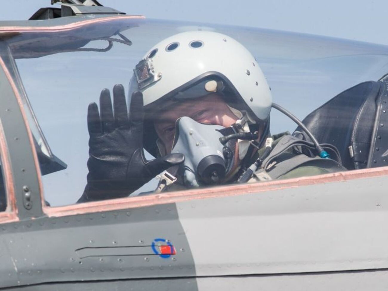 Порошенко полетал на истребителе