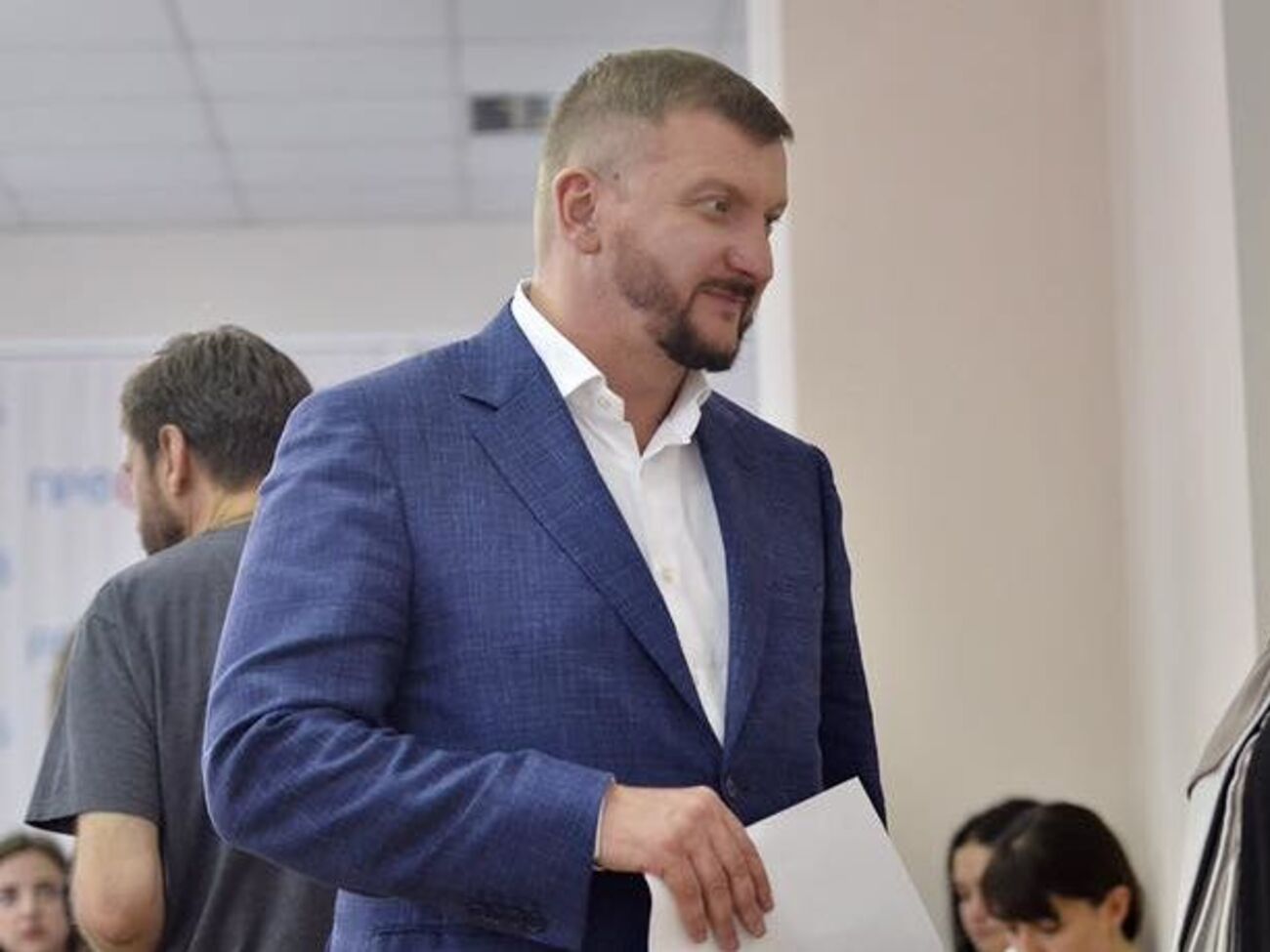 Петренко: Жодна поважаюча себе міжнародна компанія навіть болтик чи гаєчку туди не поставить