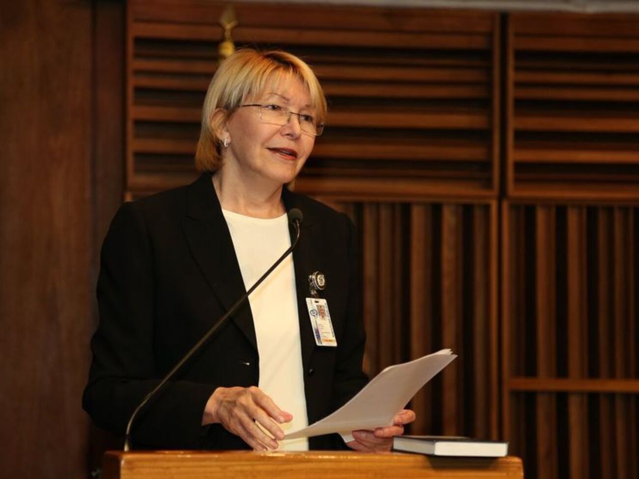 Ортеге кричали: "Предательница!"