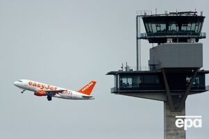 EasyJet уволила пилота, признавшегося в употреблении экстази