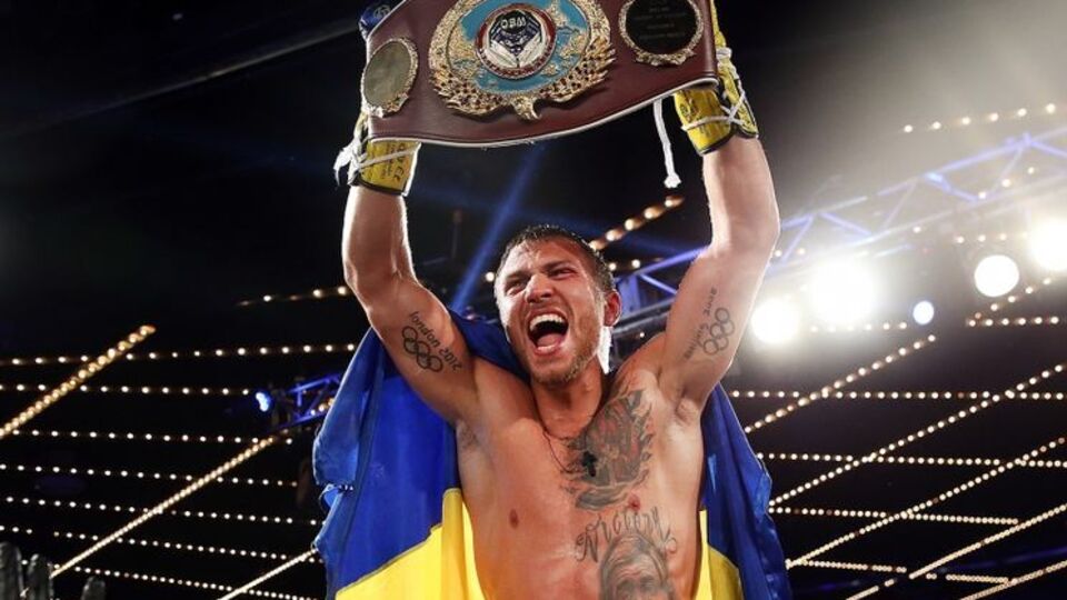 Василий Ломаченко защищал титул в Лос-Анджелесе