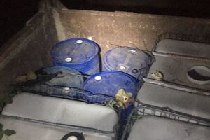 Грузовики со спиртом передали Нацполиции