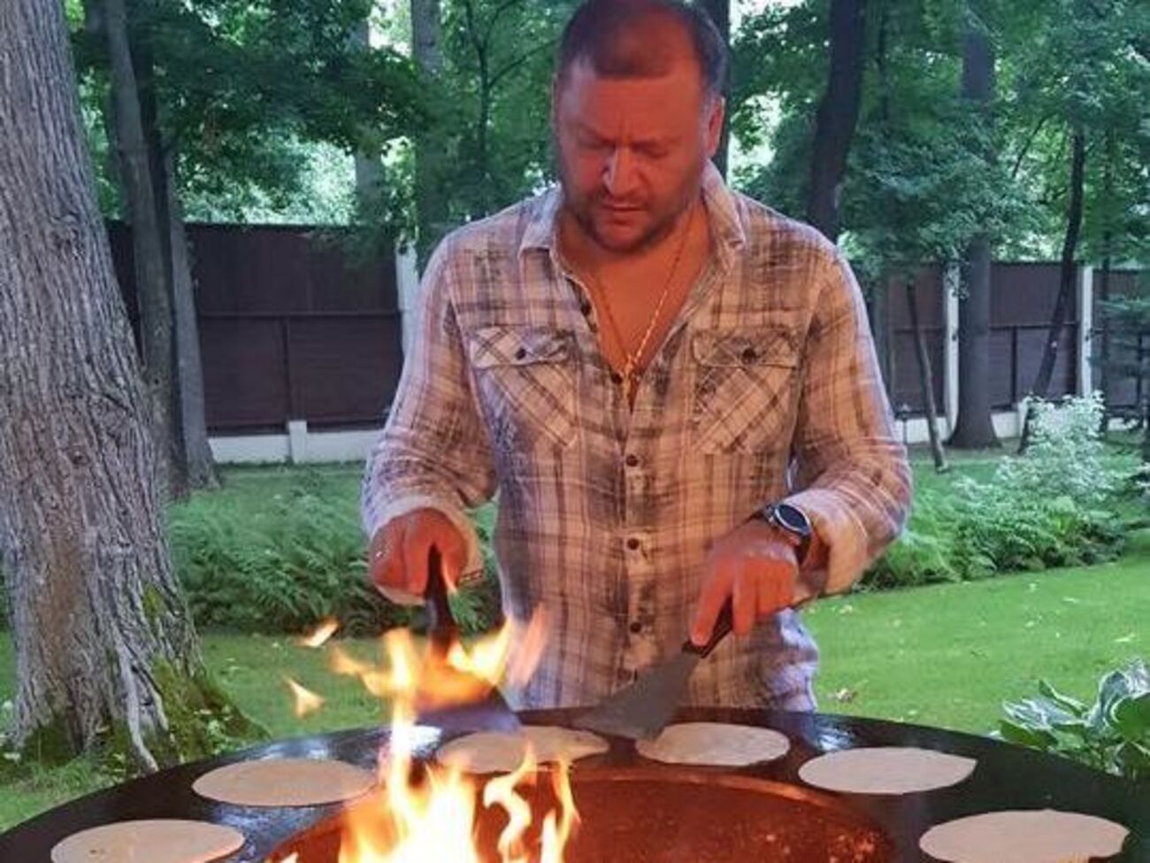 Добкін: Не треба дивитися, де дупа, а де &ndash; не дупа. Треба дивитися, де нам вигідно