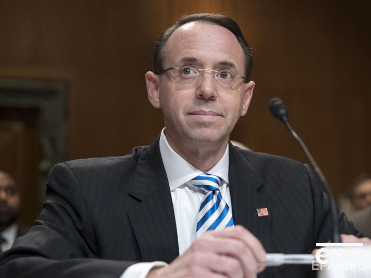 Розенстайн завив, що в більшості випадків співробітники ЗМІ, які публікують секретну інформацію, не порушують закону