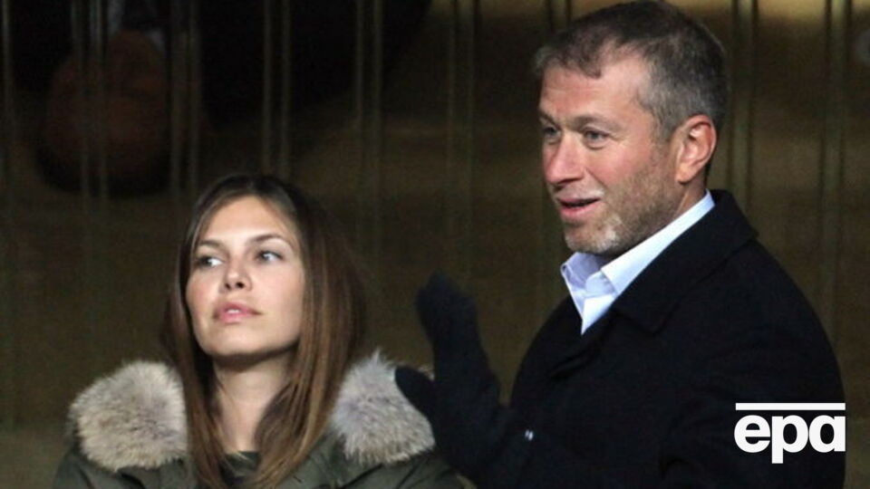 Жукова и Абрамович расстались после 10 лет совместной жизни