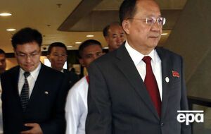 Северокорейский министр Ли Ен Хо аргументировал отказ "отсутствием искренности"