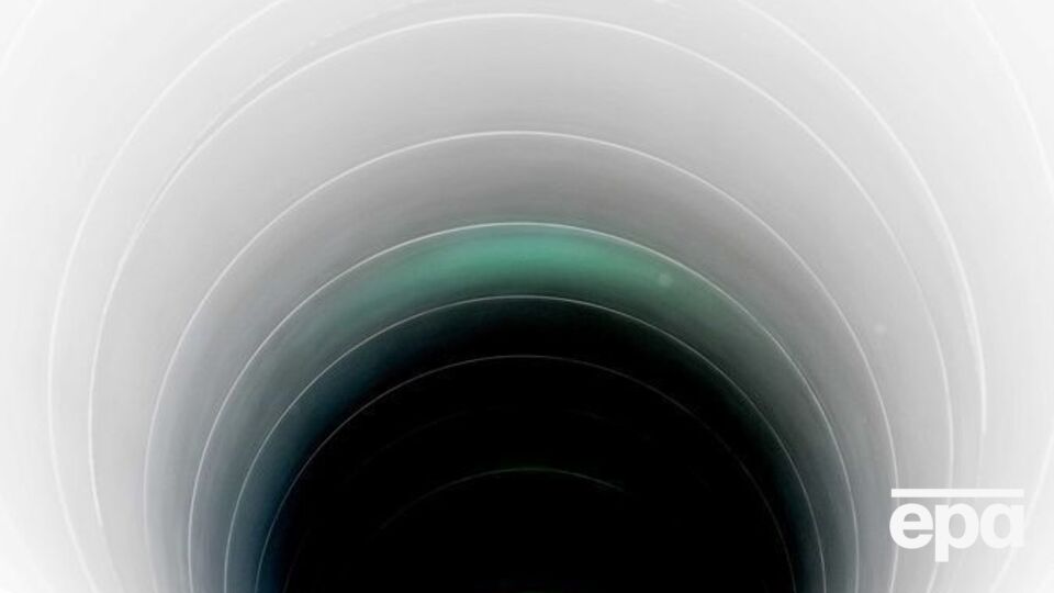 Hyperloop – тунель, із якого відкачано повітря для надшвидкого переміщення електричної платформи