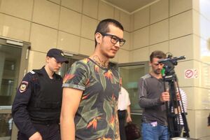 Басманный суд Москвы постановил выдворить журналиста из России, Мосгорсуд изменил это решение