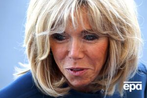 Макрон відмовили в статусі першої леді