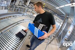 В 2015 году Adidas закрыл около 200 магазинов в России