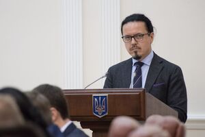 Кабмін затвердив кандидатуру польського менеджера Балчуна на посаду голови "Укрзалізниці" 20 квітня 2016 року