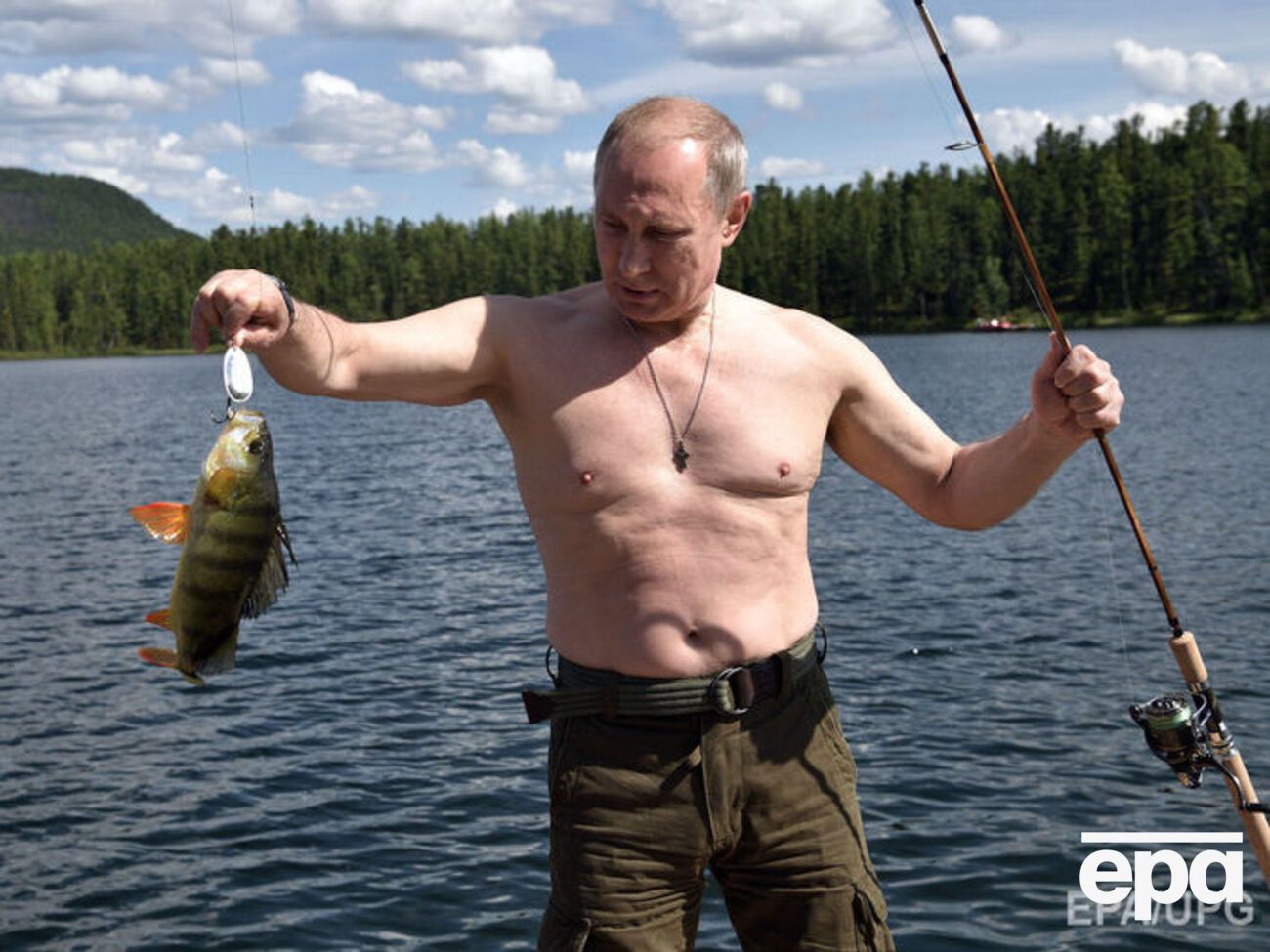 Путин &ndash;&nbsp;фотографу: Рыбу снимай, а не горы!