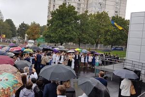 Порошенко сегодня открыл перинатальный центр в Харькове