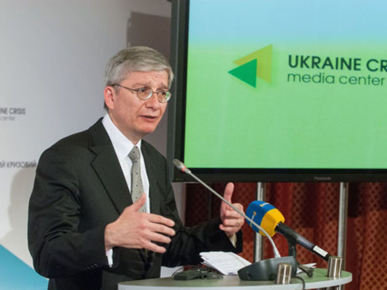 Чолий заверил, что Конгресс будет добиваться ужесточения ограничительных мер в отношении РФ