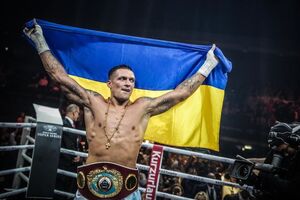 Усик справился с Хуком за 10 раундов
